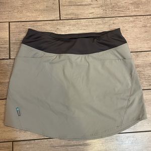 Simms Fishing Guide Skorts